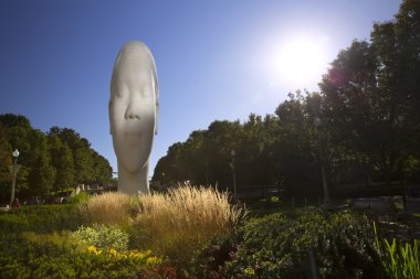 Millenium Park 8 Ekim 2014 yılında Chicago, Il üzerinde kamusal alanlardaki eserlerinden.