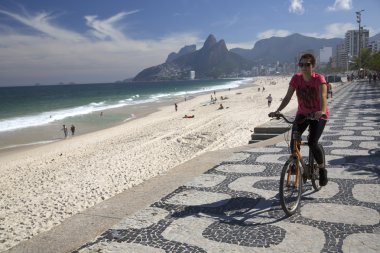 Ipanema Plajı Rio de Janeiro sahne