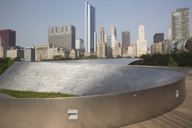 Genel kan basıncı geçit Millenium Park Chicago, Il.