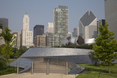 Genel kan basıncı geçit Millenium Park Chicago, Il