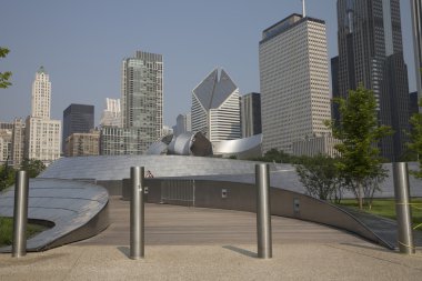 Genel kan basıncı geçit Millenium Park Chicago, Il