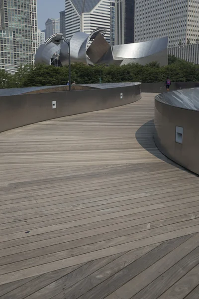 Genel kan basıncı geçit Millenium Park Chicago, Il.