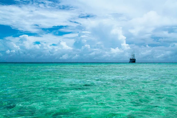 Reklám Utazás Nyaralás Nyaralás Koncepció Gyönyörű Érintetlen Kilátás Óceánra Egy — Stock Fotó