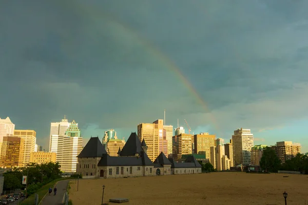 Montreal Quebec Canada Giugno 2016 Doppio Arcobaleno Visto Durante Tramonto — Foto Stock