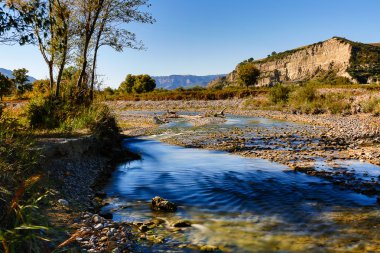 Pertusillo İtalya Gölü