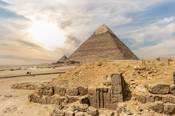 Пирамида Хафре Драматическим Небом Египте — стоковое фото