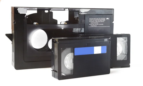 Adattatore video alla videocamera e due cassette — Foto Stock