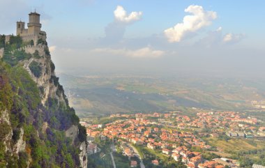 san marino devlet monte titano görünümünü 