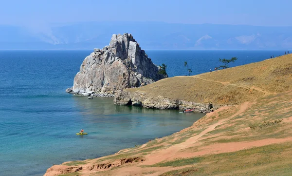 Gölü kıyısındaki Baykal dinlenme