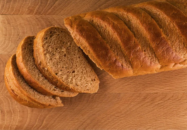 Loaf Bread Slices Cut Laid Wood Board — Stok Foto