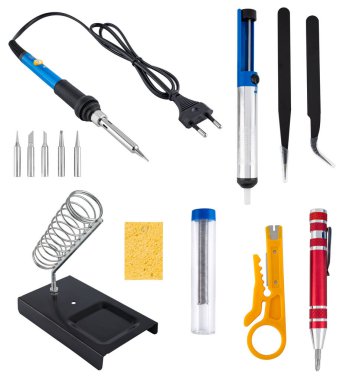 Lehim, alet ve aksesuarlarla elektronik aletleri tamir etmek için profesyonel bir alet. İzolasyonda beyaz bir arkaplanda.