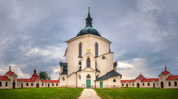 Kościół pielgrzymkowy św. Jana Nepomucena, Zelena Hora, Zdar nad Sazavou, Czechy — Zdjęcie stockowe