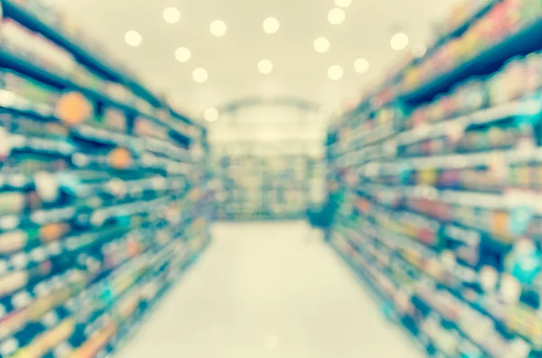 Supermarket blur background with bokeh, Miscellaneous Product shelf — Stock Photo, Image