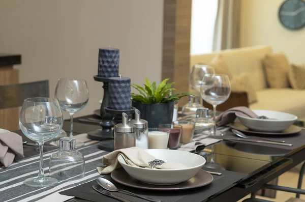 Restaurant vastgesteldop luxe interieur keuken kamer — Stockfoto
