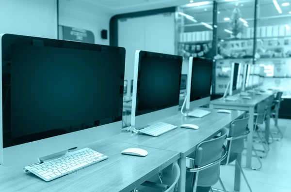 Sala de informática ou laboratório — Fotografia de Stock