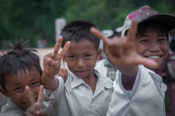 Unidentified boys of Cambodian — Stock Photo, Image