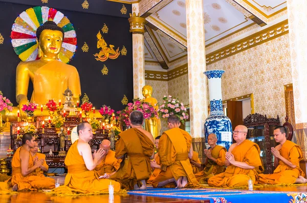 Cerimônia de ordenação em Samutprakan — Fotografia de Stock