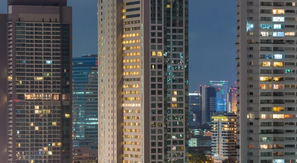 Bangkok cityscape alacakaranlıkta — Stok fotoğraf