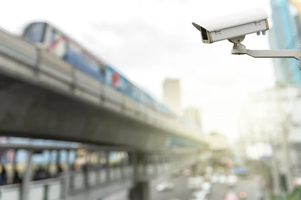 Güvenlik kamera ve trafik sıkışıklığı — Stok fotoğraf