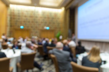 Konferans salonu veya seminer salonu 