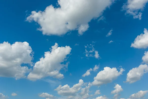 Blue sky with clouds — Stock Photo, Image