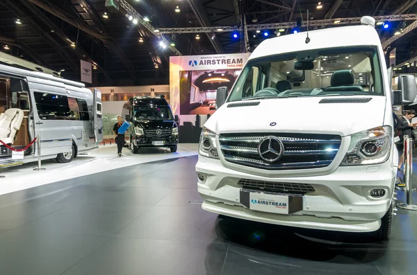 Benz Airstream Thailandia sullo spettacolo teatrale — Foto Stock