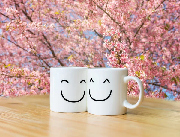 Two happy cups — Stock Photo, Image