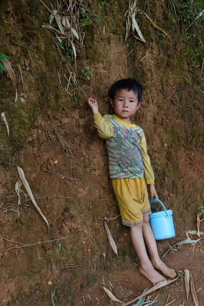 정의되지 않은 베트남어 몽 소년 — 스톡 사진