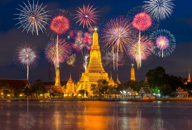 Wat Arun nehir tarafı