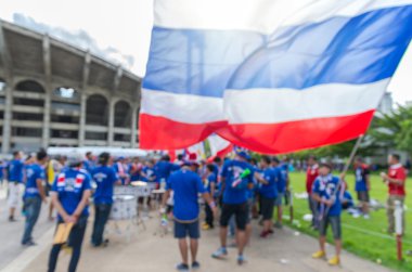 Spor hayranları ile müzik aletler