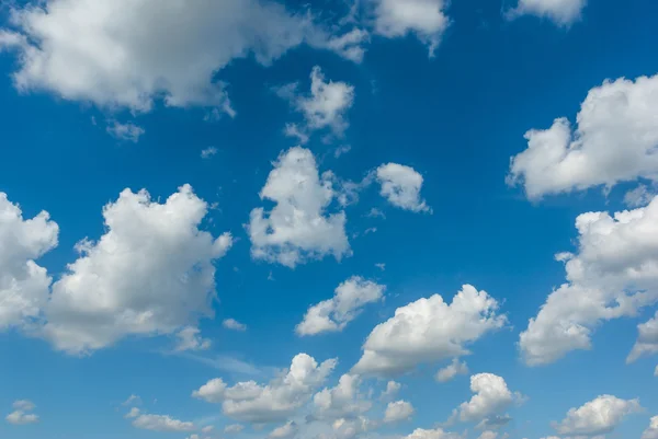 Blue sky with clouds — Stock Photo, Image