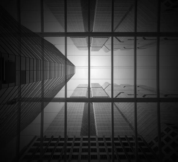 Modern iş binalar cam gökdelenlerin — Stok fotoğraf