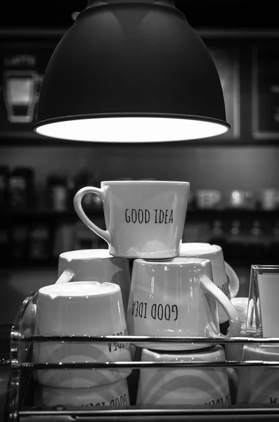 良いアイデアの単語とコーヒー カップ — ストック写真