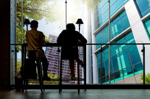 Silueta de los hombres de trabajo — Foto de Stock