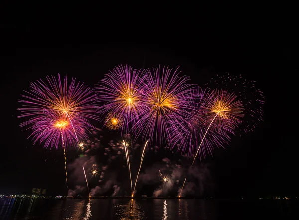 Wielobarwny fajerwerków celebracji — Zdjęcie stockowe