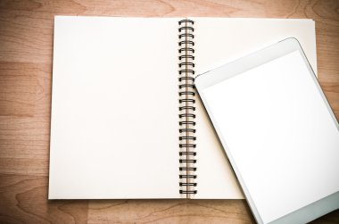 Açık deri kitap tablet 