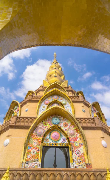 Wat Phra Dhat Phasornkaew, Phetchaboon, Thaiföld — Stock Fotó