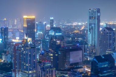gece Bangkok cityscape