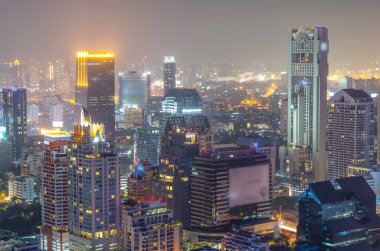 gece Bangkok cityscape