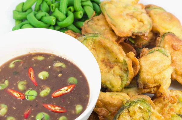 Chili szósz, nam prik kapi, sült padlizsán, thai étel — Stock Fotó