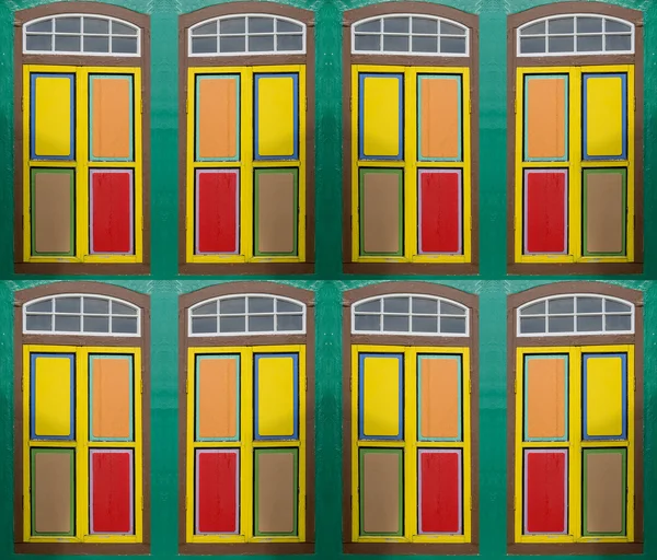 Színes ablakok és ajtók — Stock Fotó