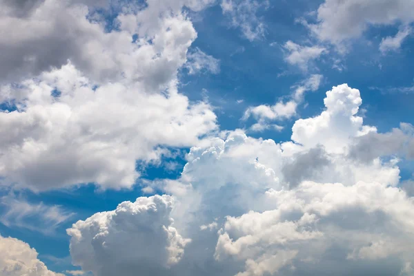 Blue sky with cloud — Stock Photo, Image