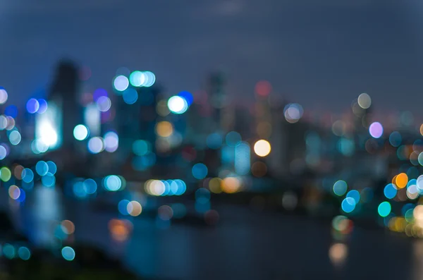 Bangkok paisaje urbano en la hora del crepúsculo, borrosa Foto bokeh — Foto de Stock