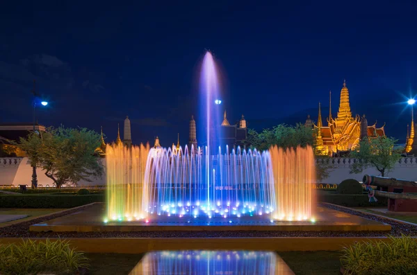 Grand palace arka plan ve yansıma twilig Sular İdaresi