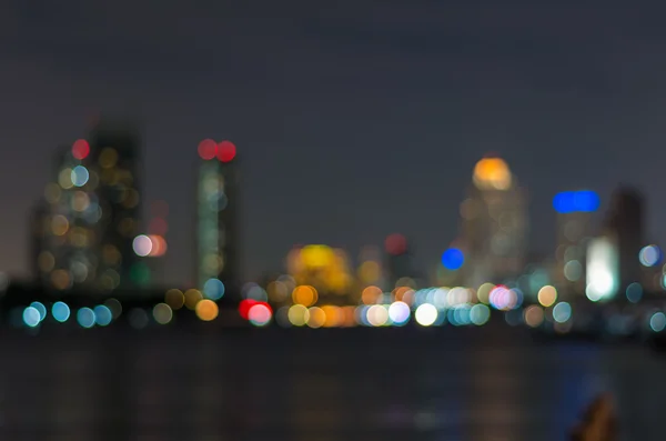 曼谷市容江景房在那黄昏时分，模糊照片博克 — 图库照片