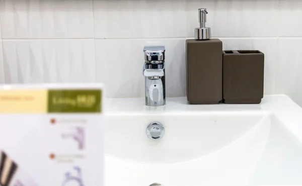 Bagno interno in casa di lusso — Foto Stock