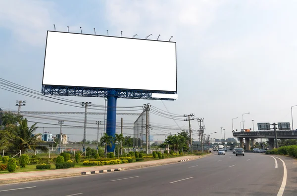 Blank billboard for new advertisement — Stock Photo, Image