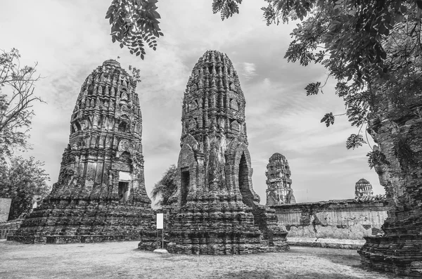 Closeup kamenná tvář starověké chrámu Bayon v Angkor Thom. Siem Reap, Kambodža — Stock fotografie