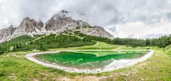 Lago Sassi — Fotografia de Stock