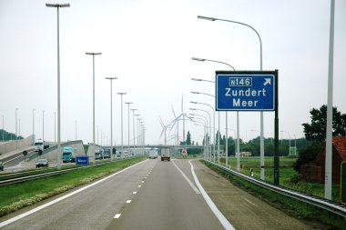 Karayolu ve rüzgar enerjisi